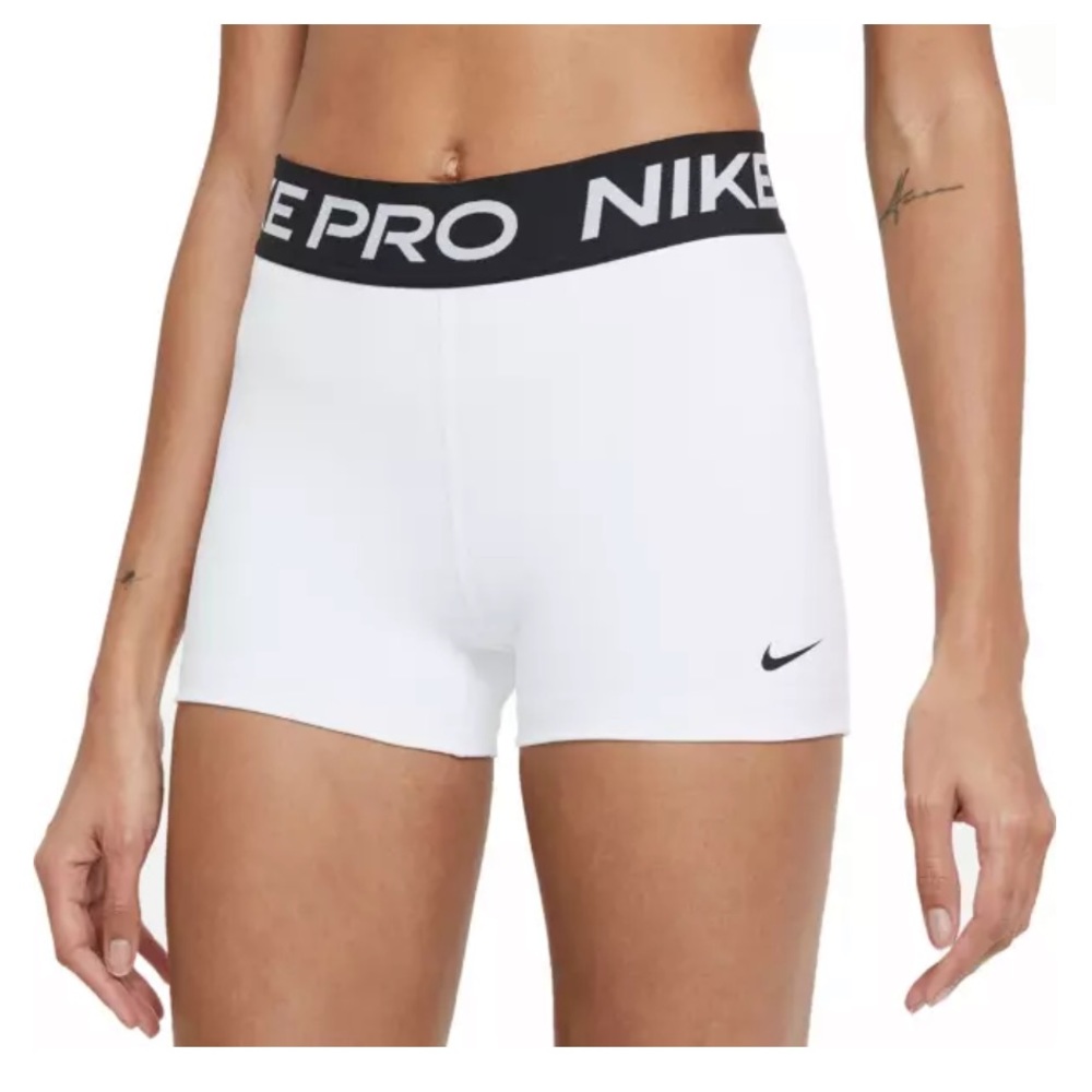 Nike pro - white shorts - Large